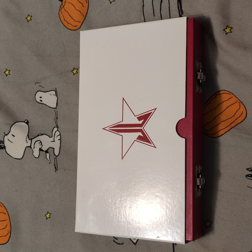 Blood sugar Jeffrey star palette